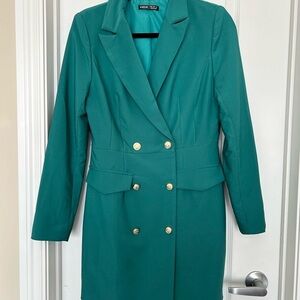 Emerald Green Double-Breasted Blazer Dress